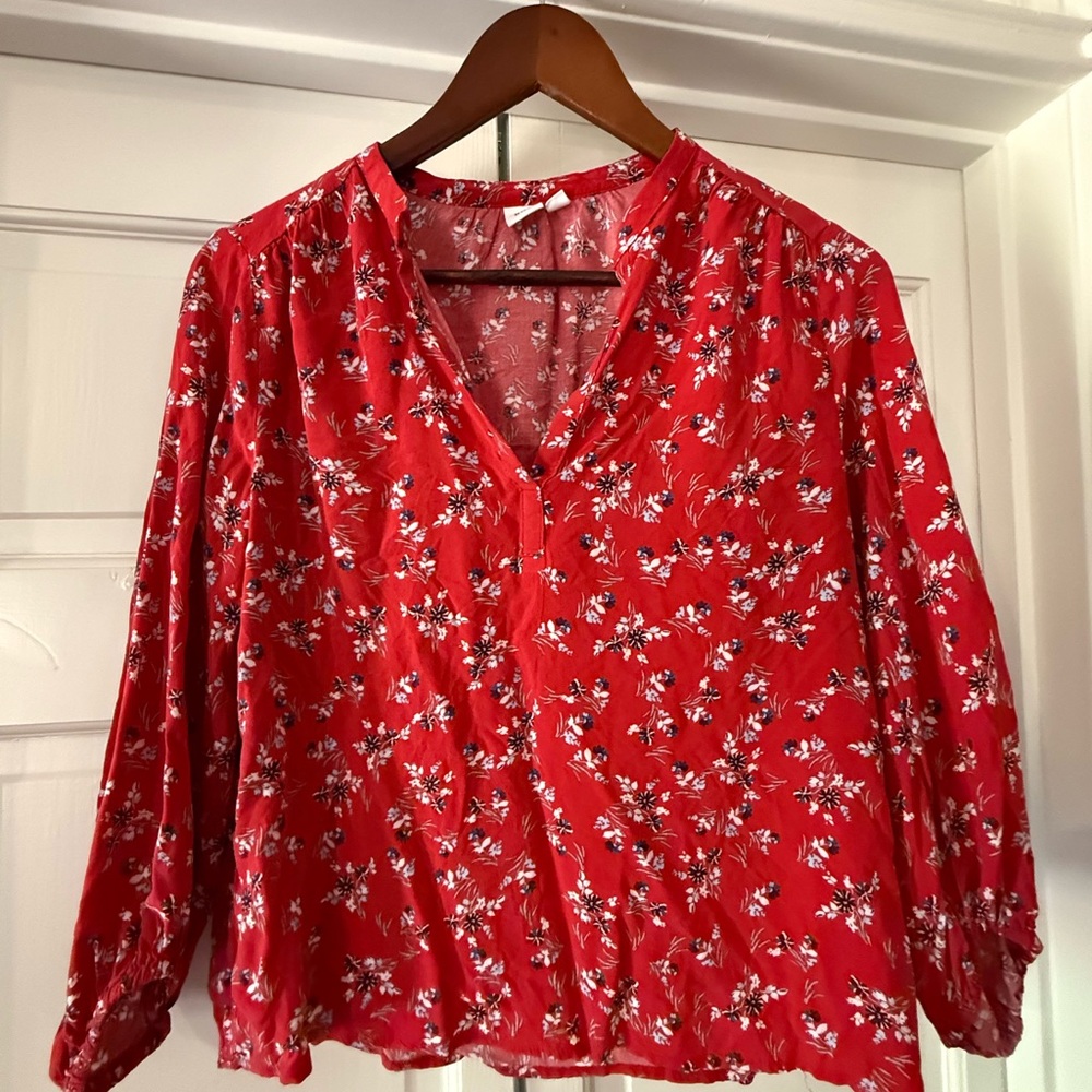 GAP Red Floral Blouse Top EUC